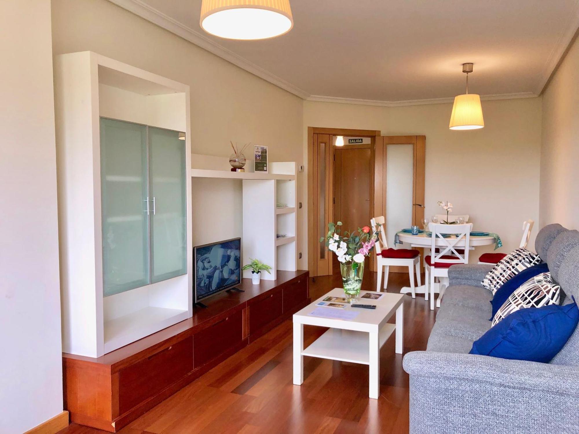 Apartamento Europa Jardin Oviedo Ngoại thất bức ảnh