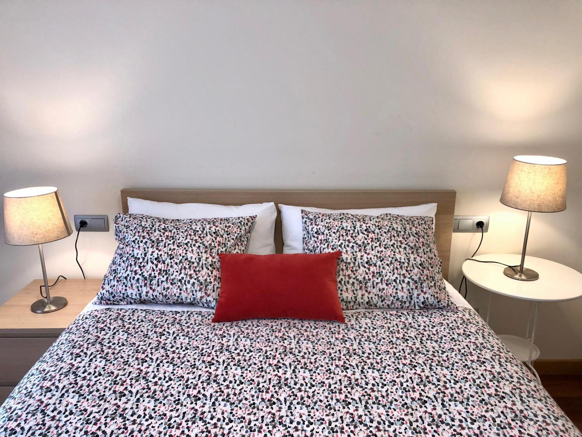 Apartamento Europa Jardin Oviedo Ngoại thất bức ảnh