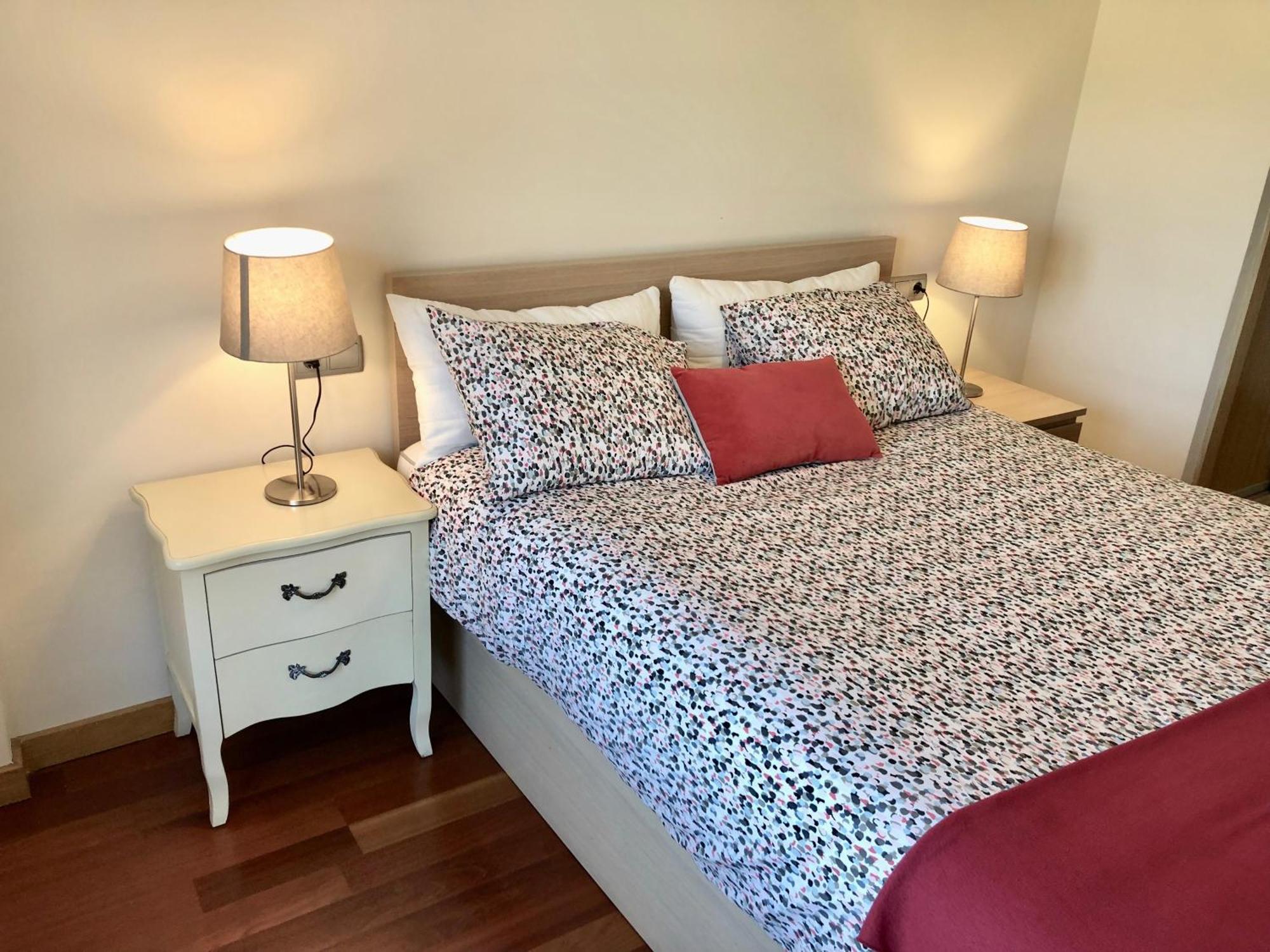 Apartamento Europa Jardin Oviedo Ngoại thất bức ảnh