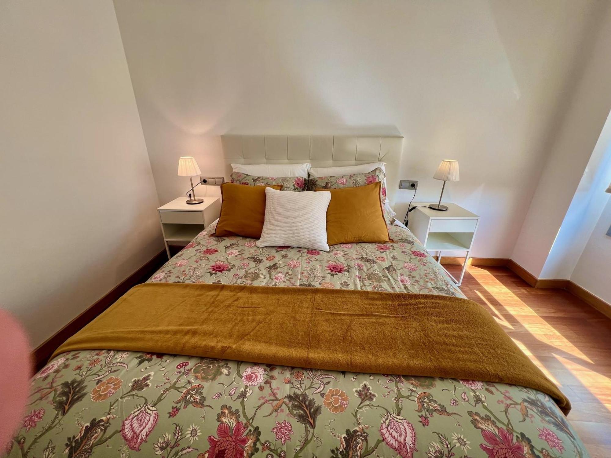 Apartamento Europa Jardin Oviedo Ngoại thất bức ảnh