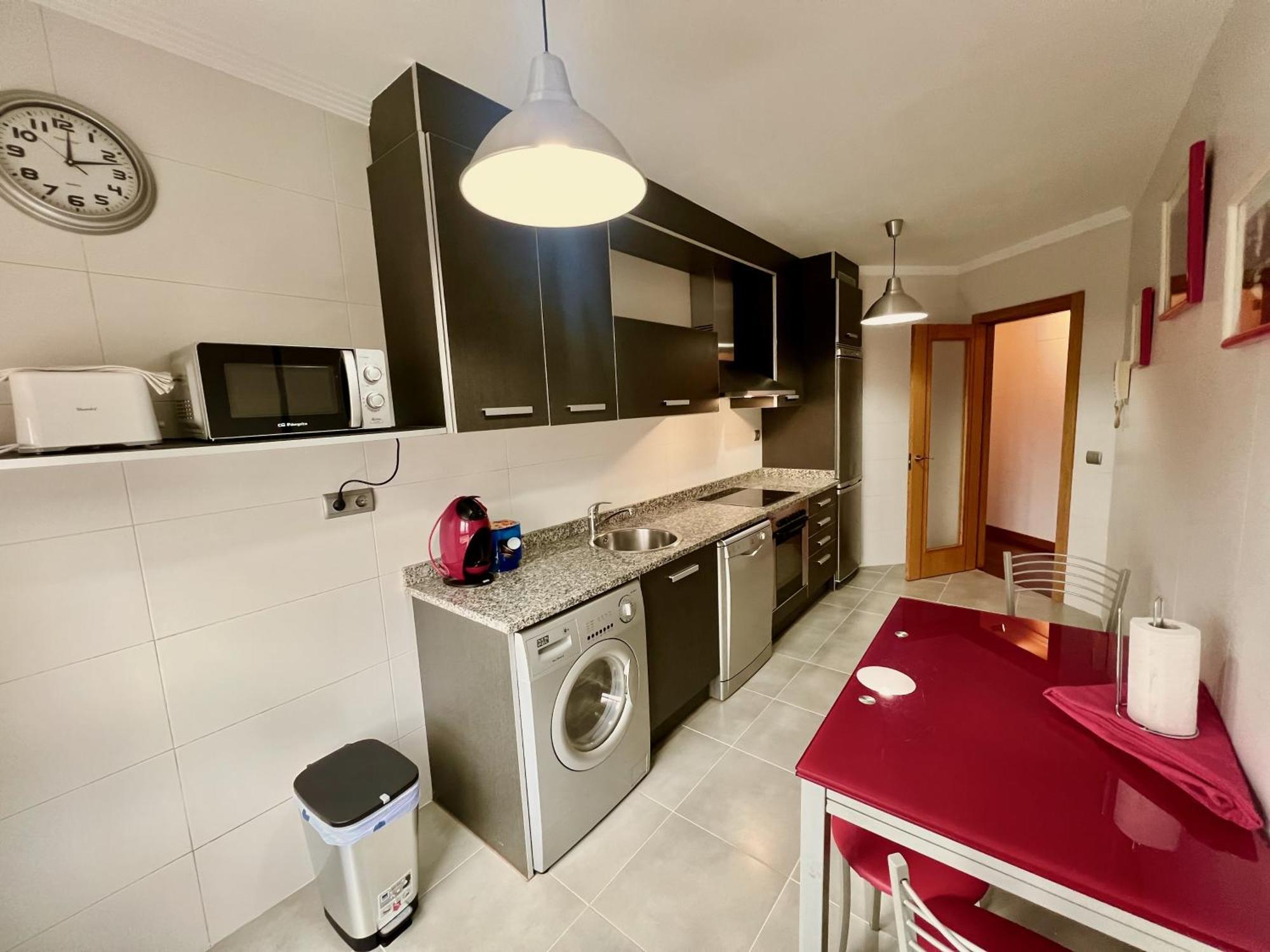 Apartamento Europa Jardin Oviedo Ngoại thất bức ảnh
