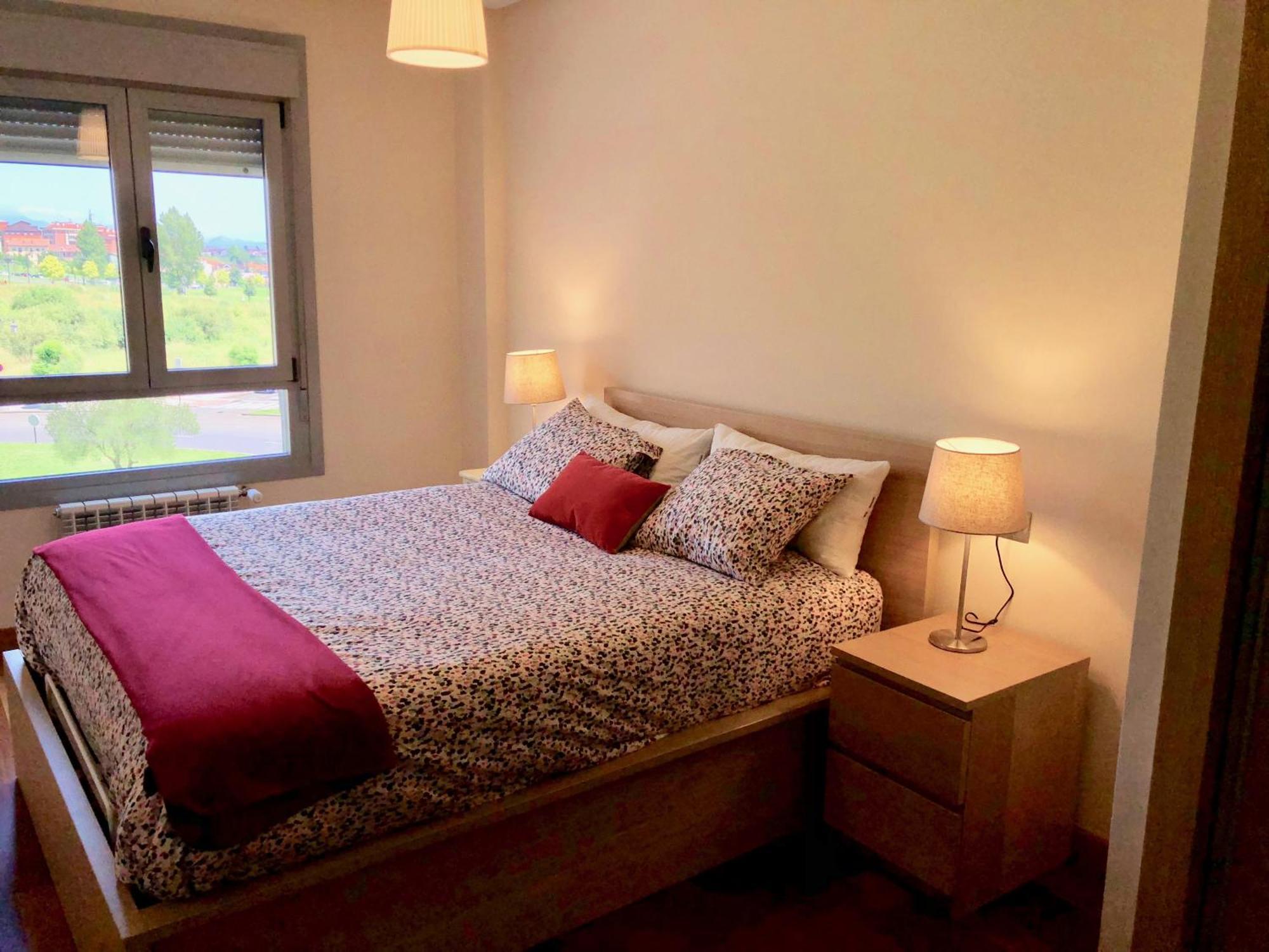 Apartamento Europa Jardin Oviedo Ngoại thất bức ảnh